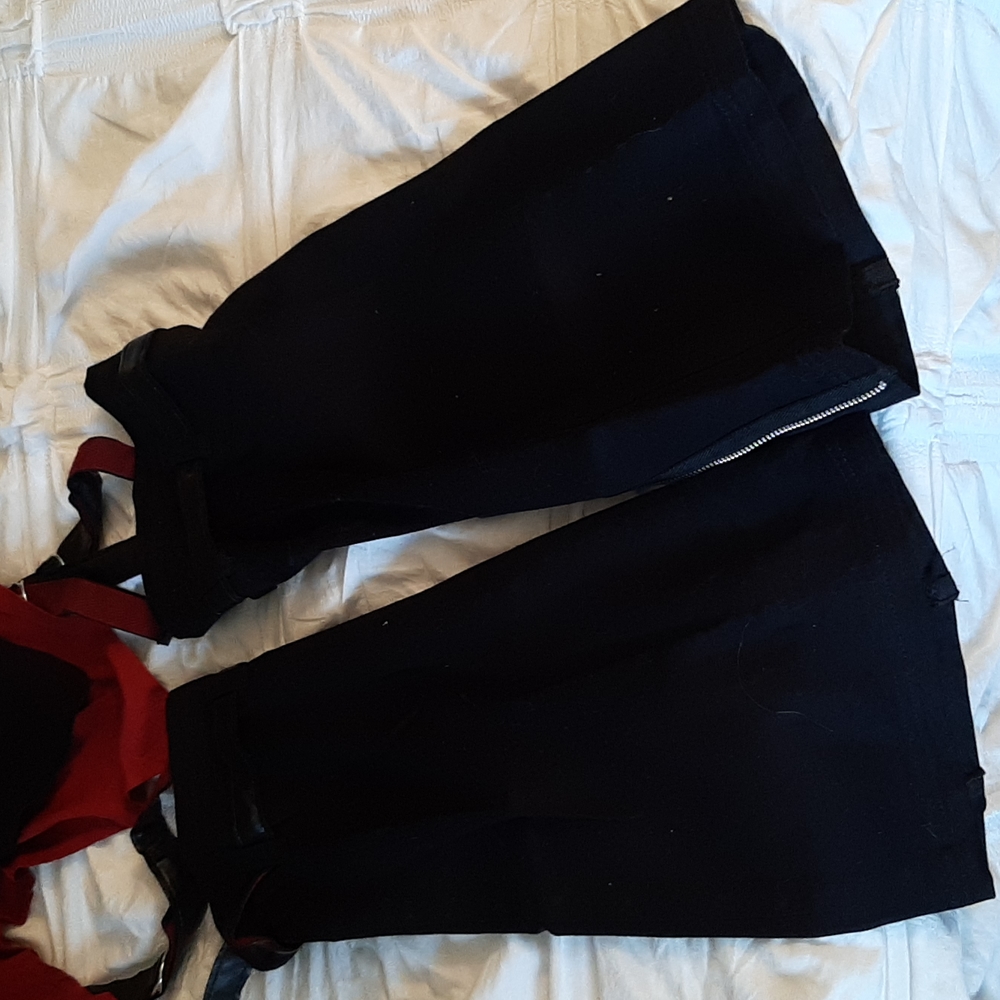 Putumayo Red & Black J-rock skirt - Picture 6 of 11